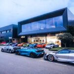 ¿Cuántos McLaren caben en la fiesta de McLaren Barcelona?
