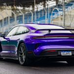 Los obscenos 1.034 CV del Porsche Taycan Turbo GT baten récord en Interlagos