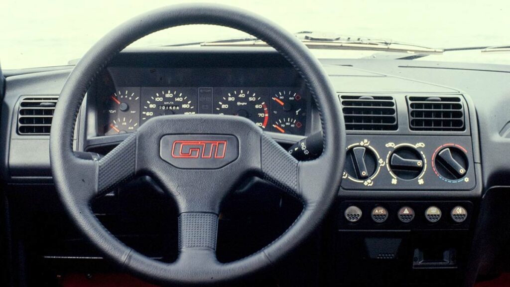 Un icono de Peugeot regresa a la pista virtual del Gran Turismo 7
