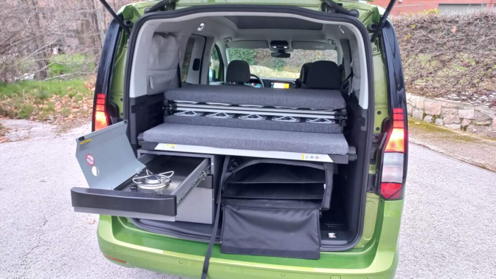 Volkswagen Caddy California