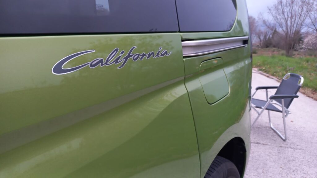 Volkswagen Caddy California