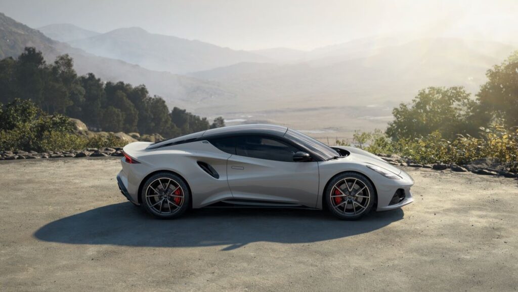 Lotus Emira Turbo SE