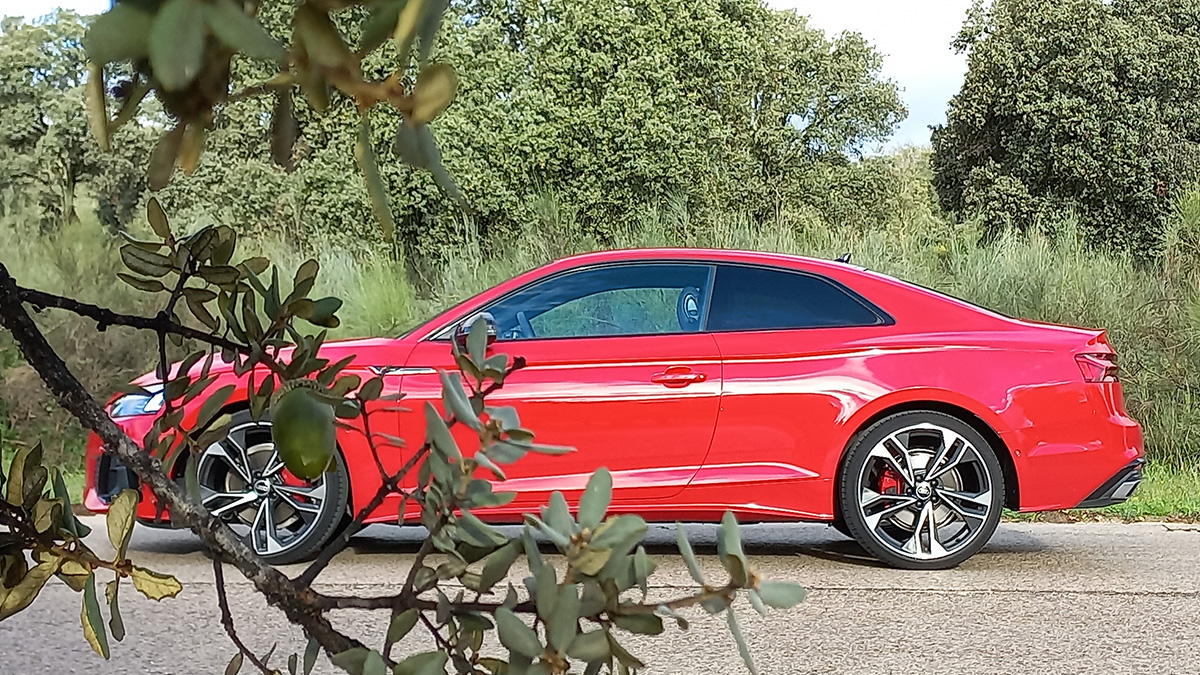 2_Audi-A5-40-TDI-S-Tronic
