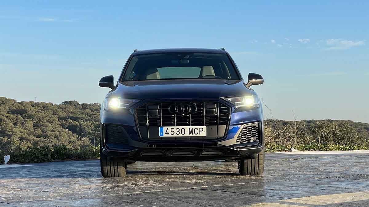2_Audi-Q7-50-TDI_Azul_Exterior