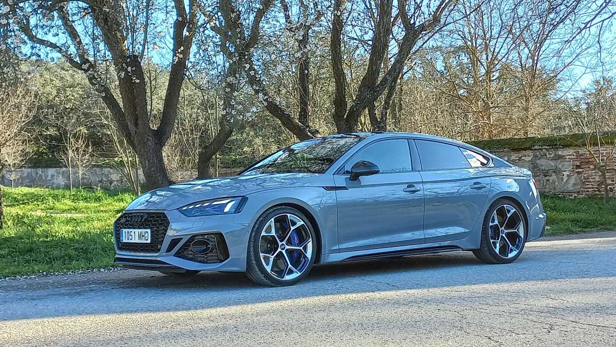 Audi-RS-5-Sportback-20