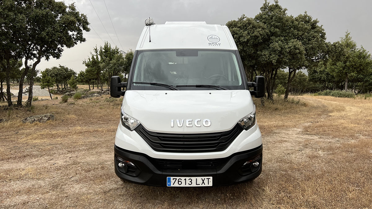 IvecoDailyCamper-3