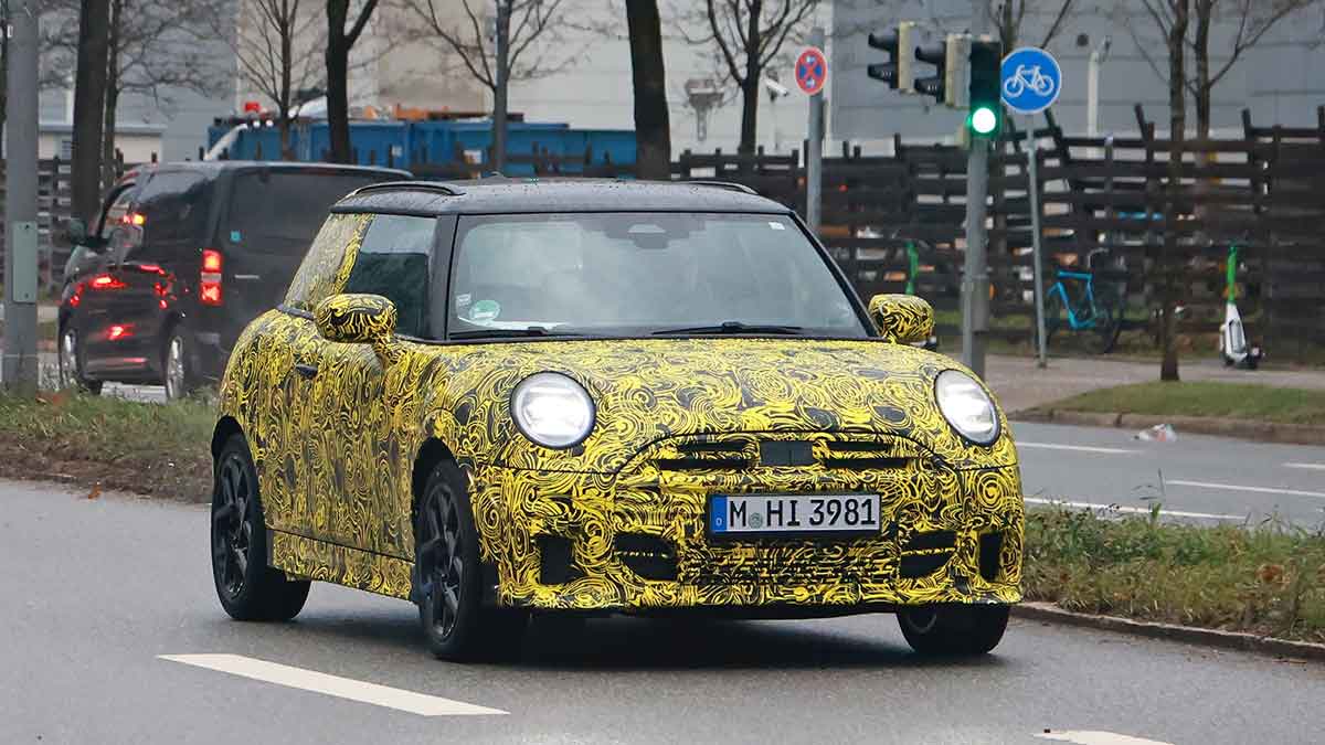 MINI-Cooper-JCW-1