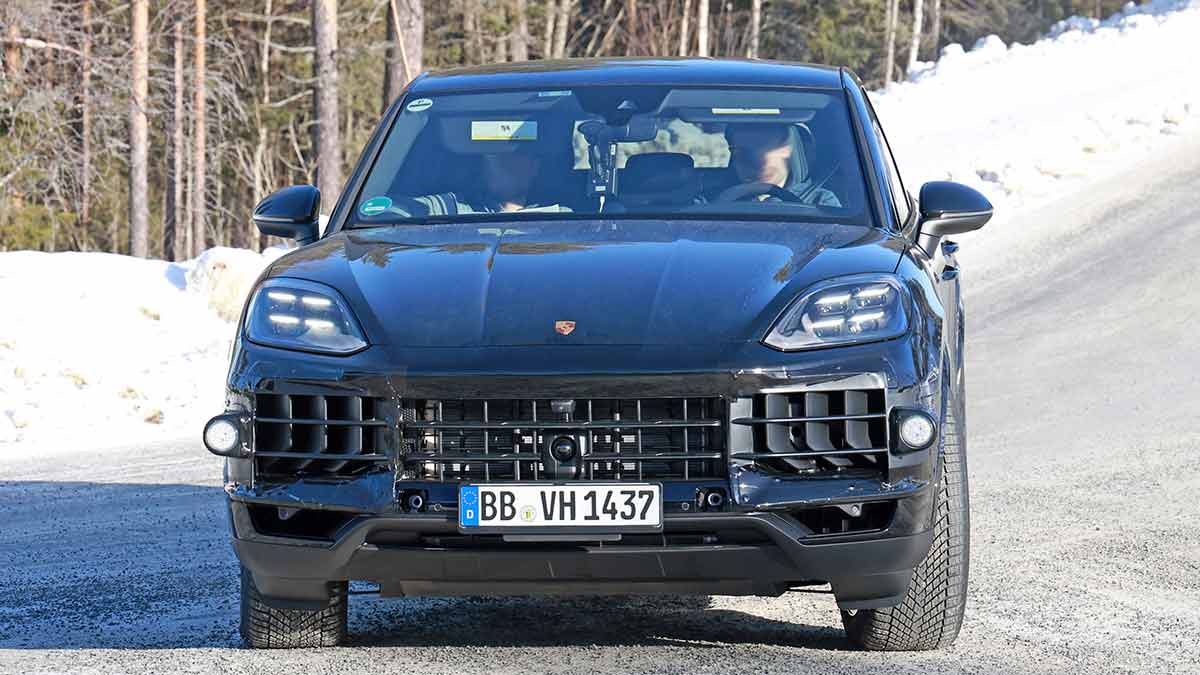 Porsche-Cayenne-ICE-2027-mule-1