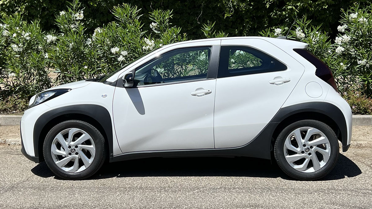 ToyotaAygo X 2