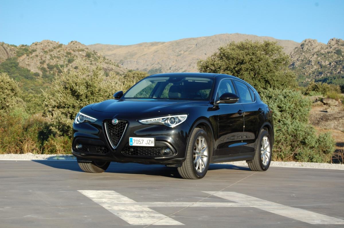 alfa-stelvio-super-turbo-1_g