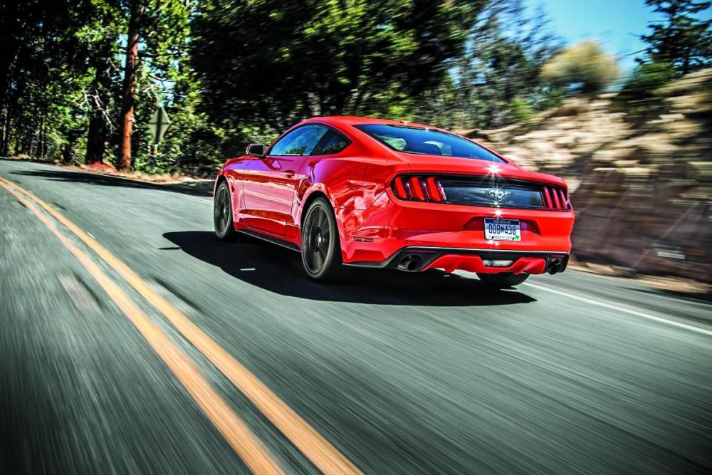 ford-mustang-ecoboost-1_g