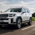 Hemos probado el Hyundai Santa Fe PHEV, un SUV a la americana con el que te mirarán