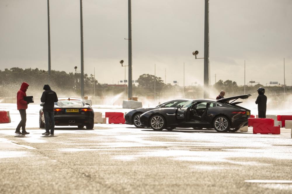 jaguar-type-2015-1_g