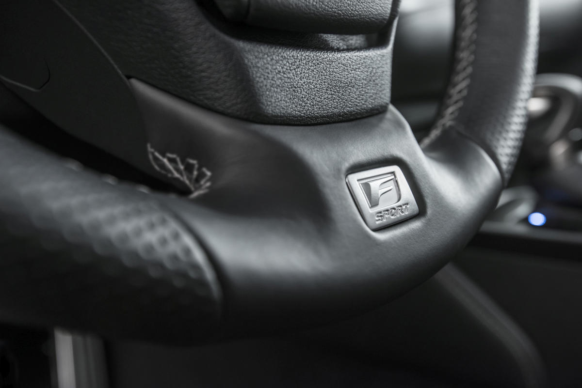 lexus-2018-1_g