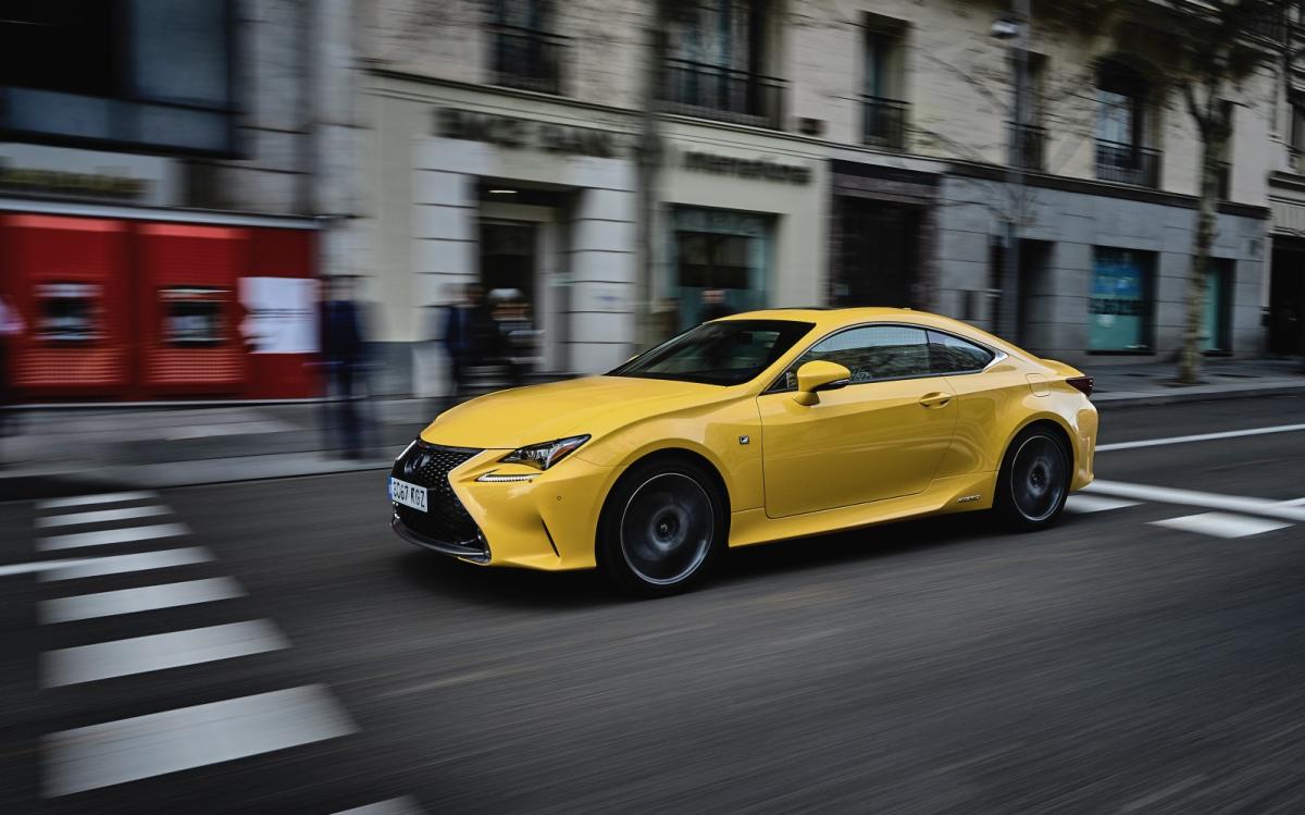 lexus-300h-2018-1_g