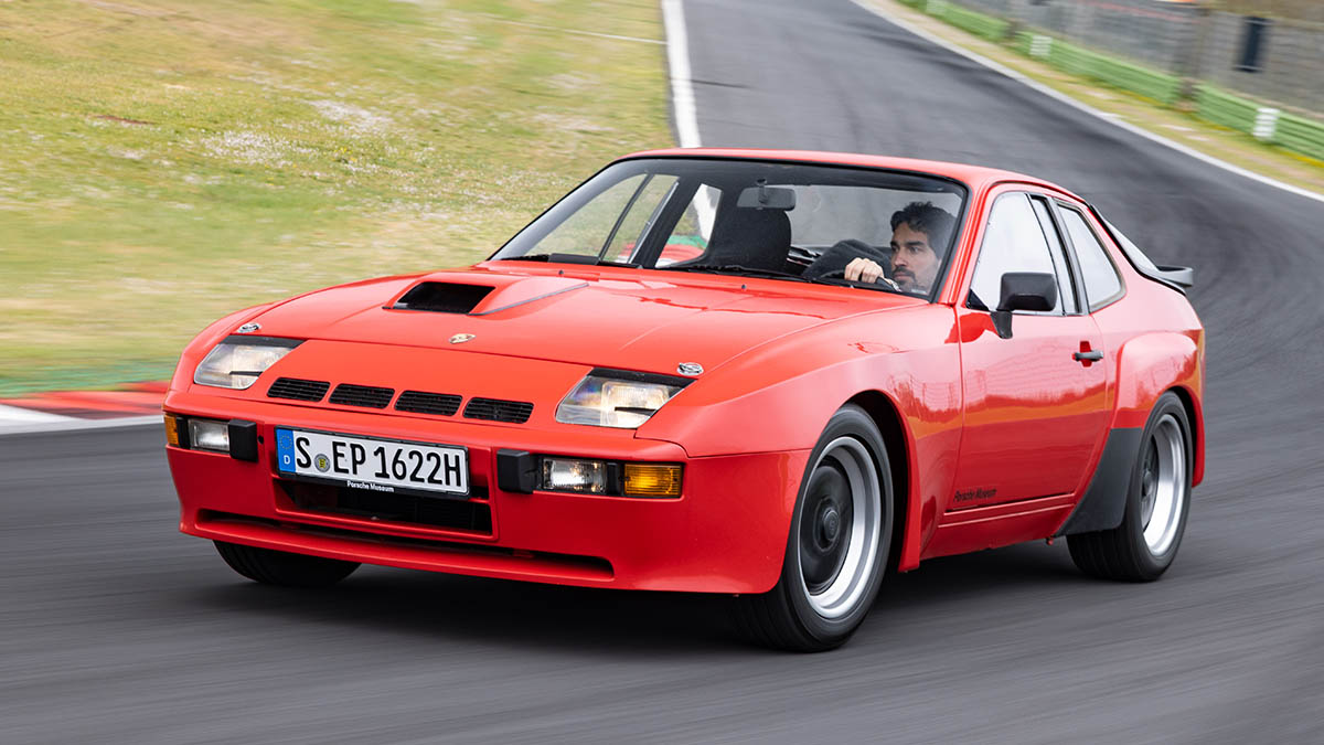 porsche-924-gts-7
