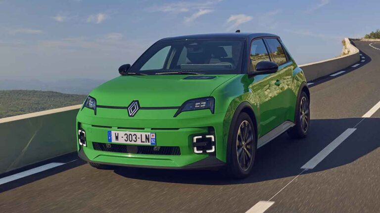 Prueba exprés del Renault 5 E-TECH 150: El coche que podría tenerlo casi todo para triunfar