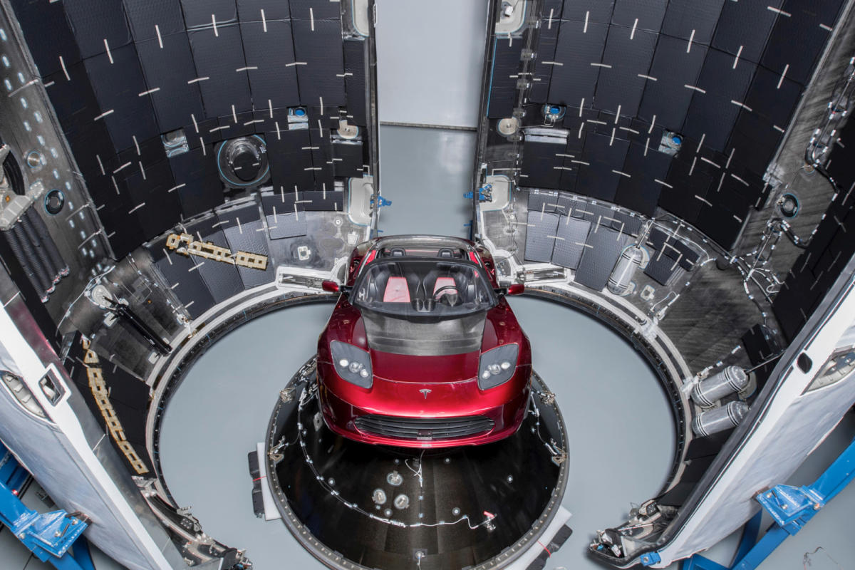 tesla-roadster-espacio-1_g
