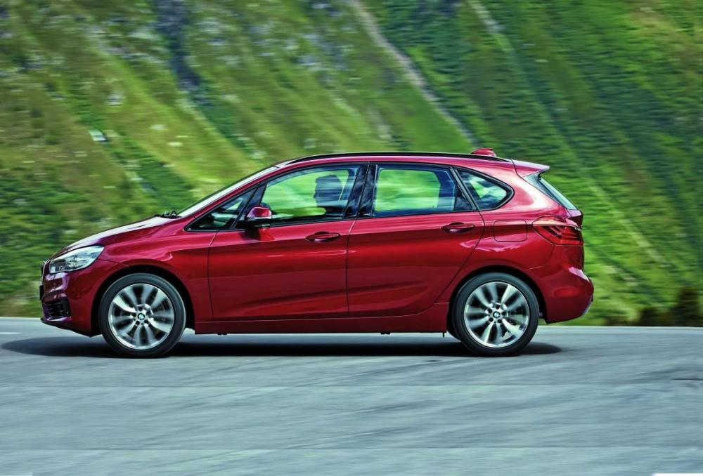 218d-active-tourer-1_g