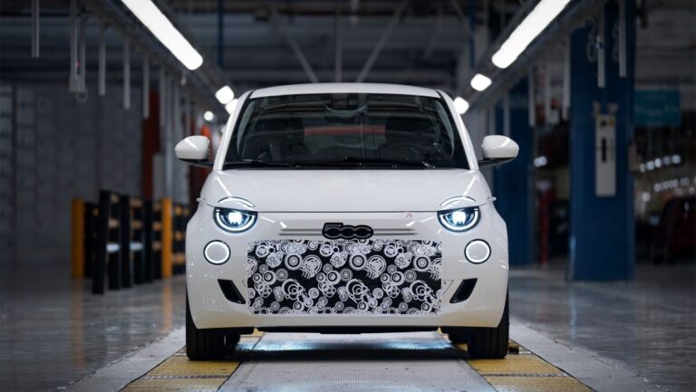Fiat 500 Hybrid 2025