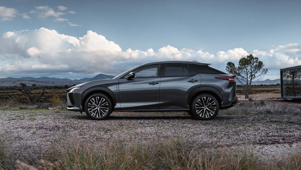 Lexus RZ 2025