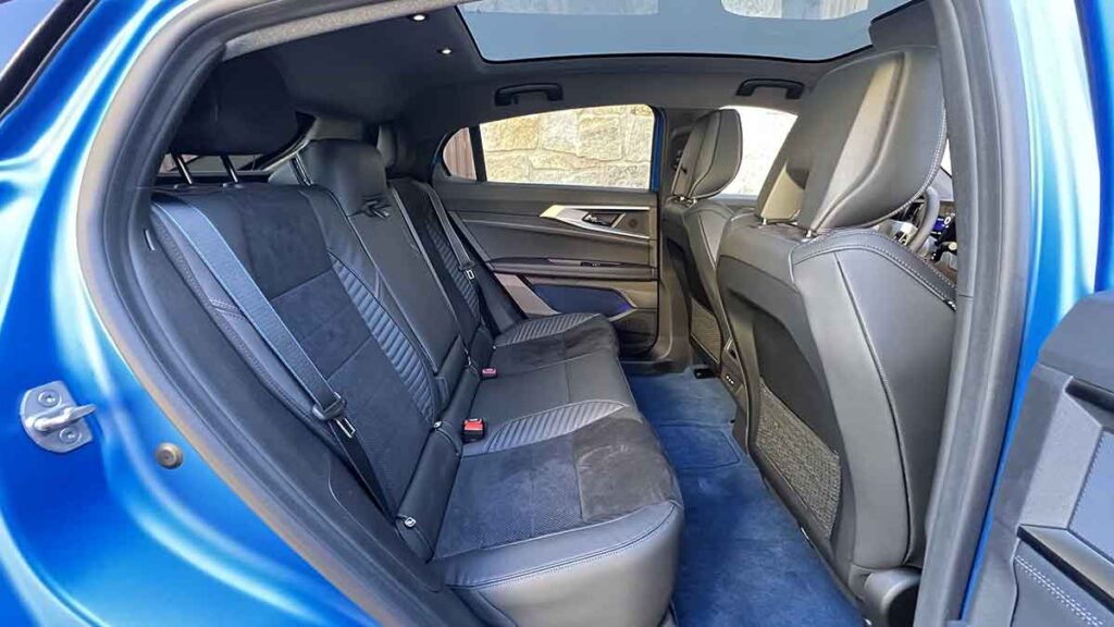 Renault Rafale E-TECH 300 4x4