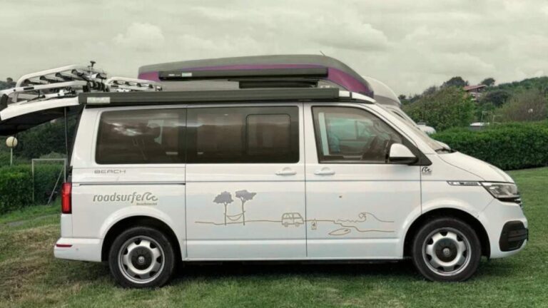 Roadsurfer camper