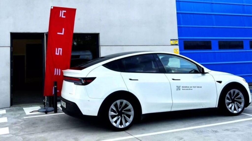 Tesla autoservicio
