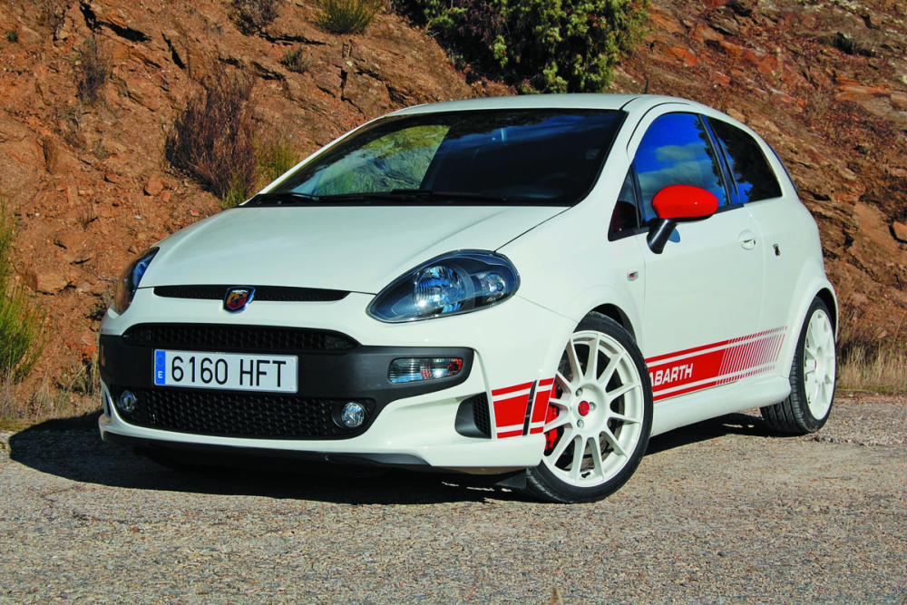 abarthpunto-1_g