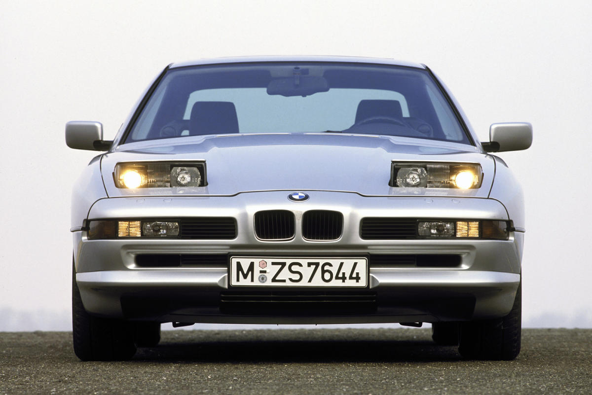 coches-faros-escamoteables-1_g