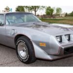 Una cápsula del tiempo con ruedas: Pontiac Trans Am de 1979, casi nuevo y a la venta