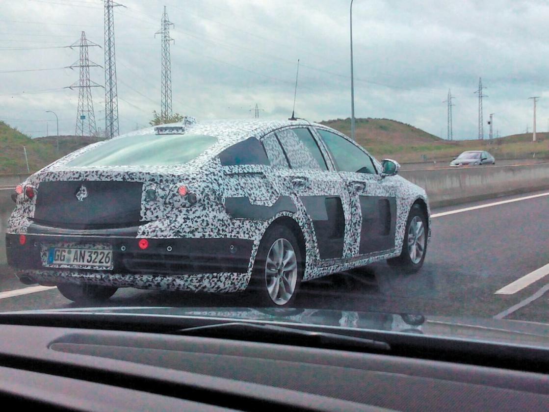 fotos-coches-espia-lectores-autofacil-1_g