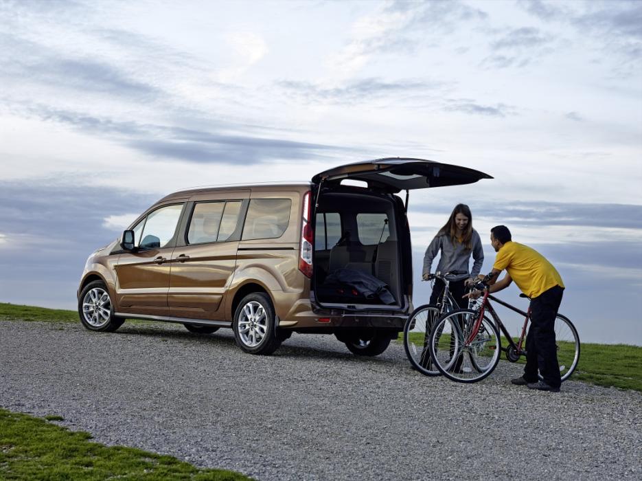 gamafordtourneo201401-1_g