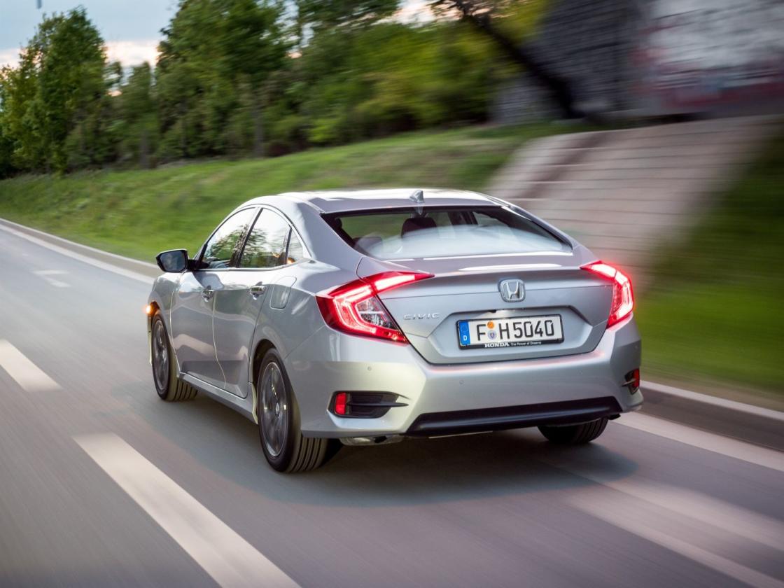 honda-civic-sedan-2017-1_g