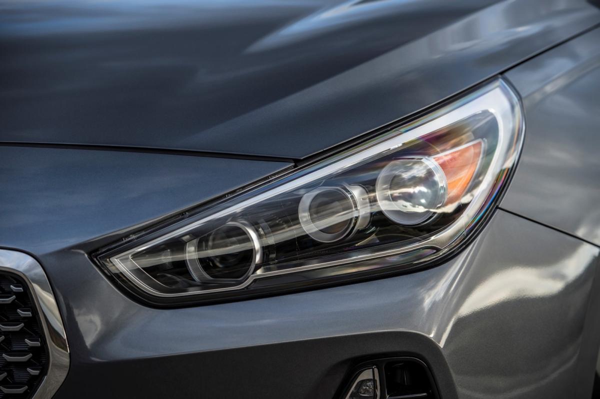 hyundai-elantra-1_g