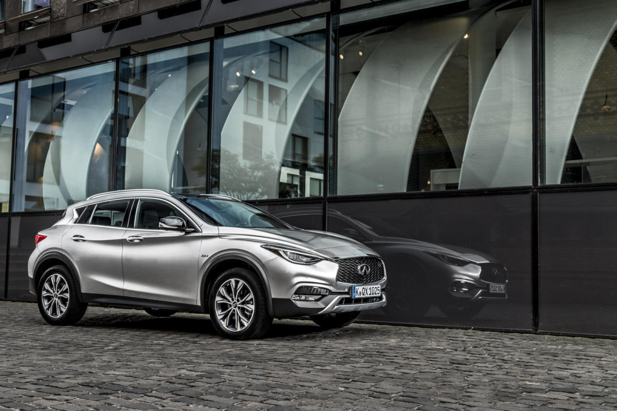infiniti-qx30-1_g