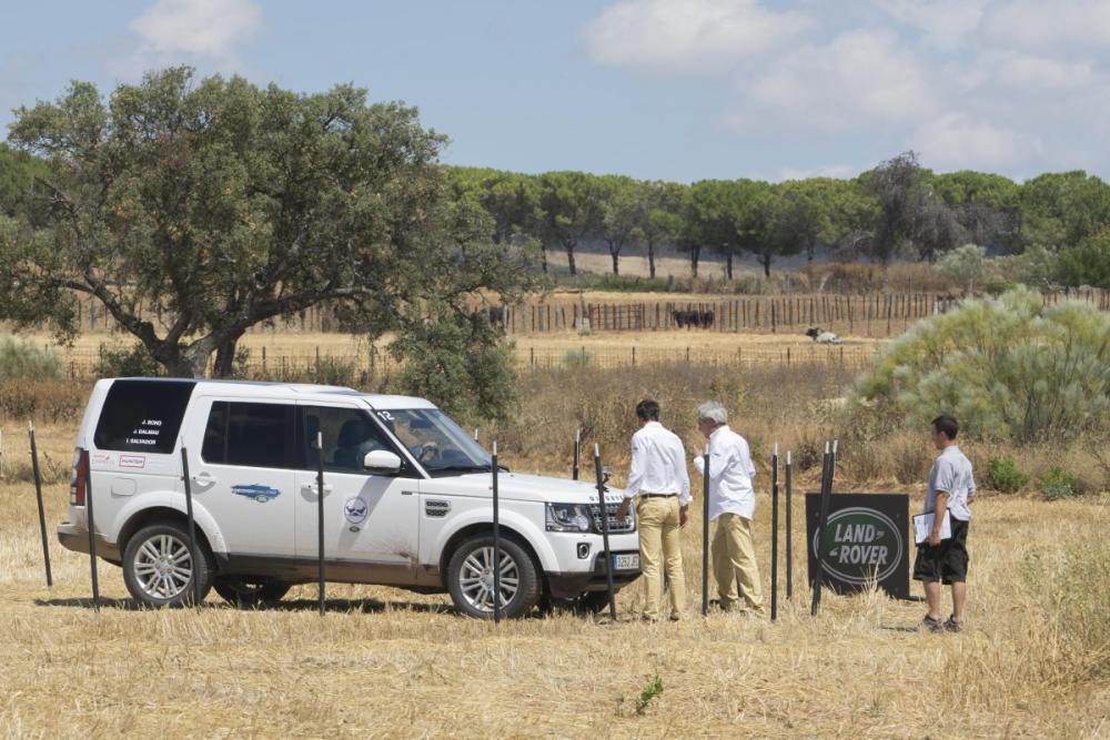 land-rover-discovery-challenge-2015-1_g