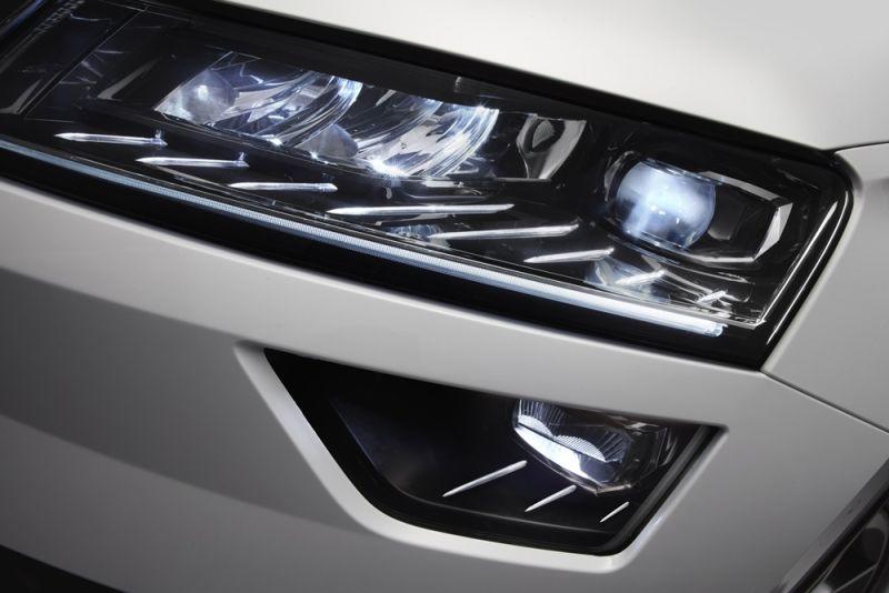 primeras-imagenes-skoda-karoq-1_g