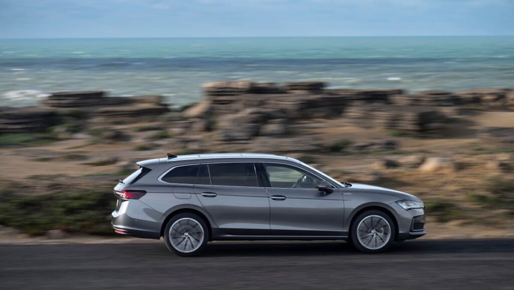 Skoda Superb Combi