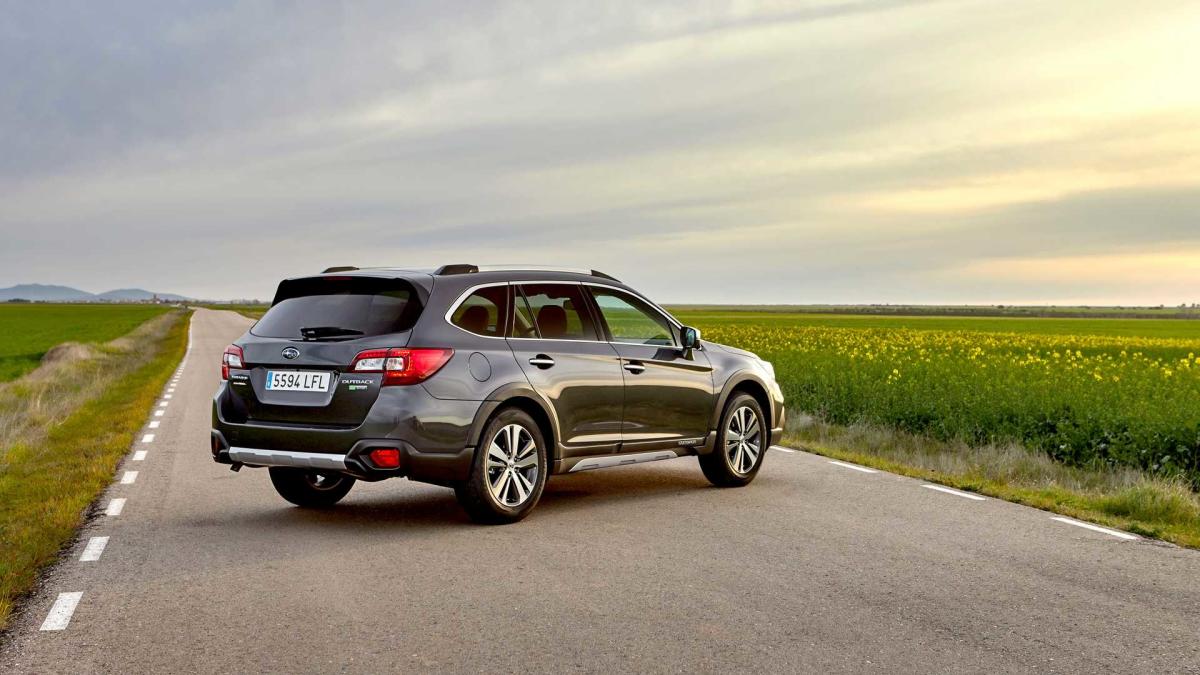 subaru-outback-2020-silver-edition-1_g