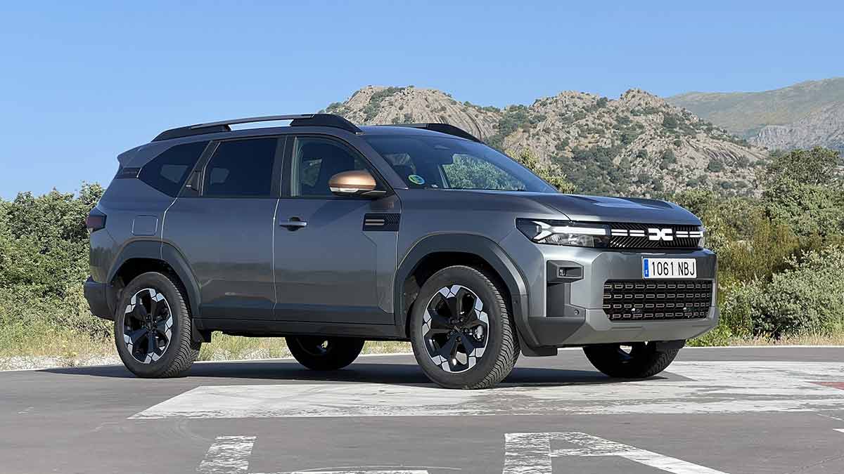 Dacia-Bigster-mild-Hybrid-130-4×4-(2)
