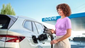 ¿De qué depende el tiempo de carga de un coche eléctrico?