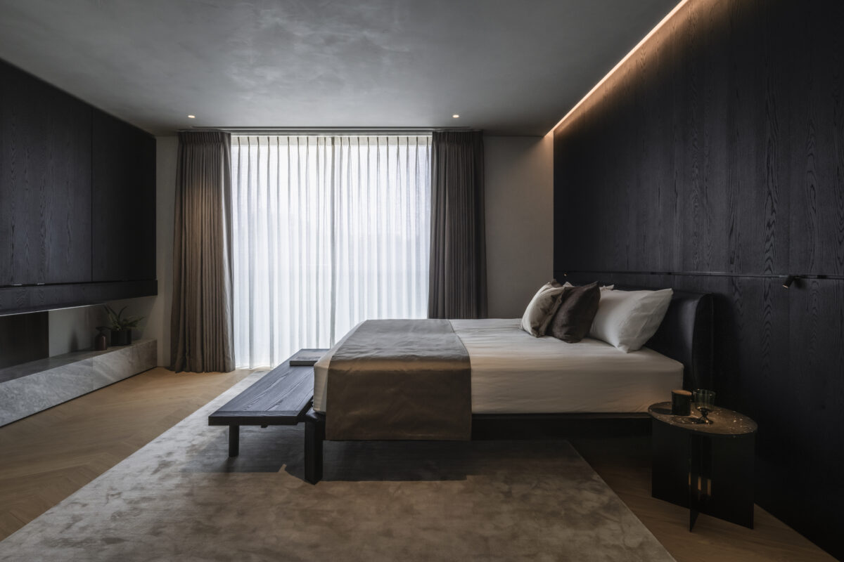 Aston Martin, de los supercoches al ladrillo