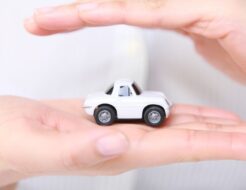 Coches menos 4 metros