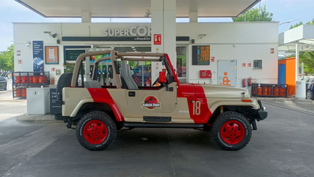 Jeep Wrangler YJ Jurassic Park