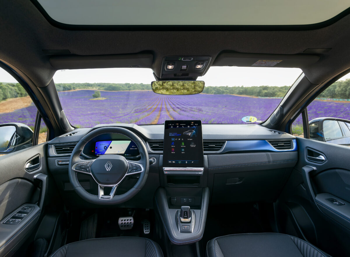 Renault Symbioz interior