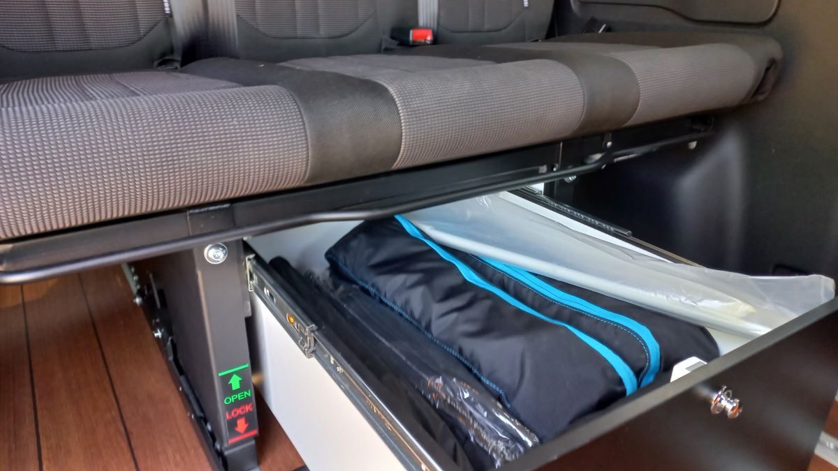 Toyota Proace Verso Nomad+ by Tinkervan