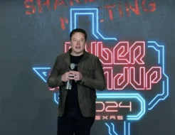 elon-musk-en-la-junta-de-accionistas_89_1000x530