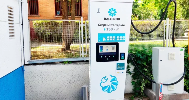 nuevos cargadores ultrarrapidos de ballenoil 89 1000x530