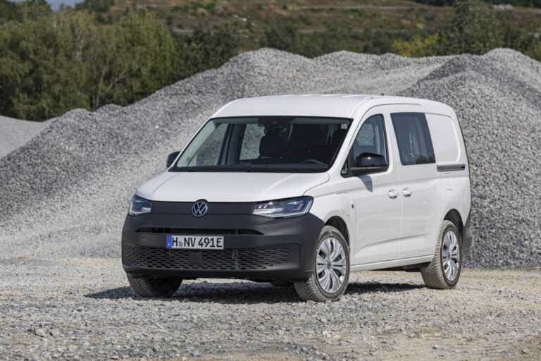 volkswagen caddy flexible ehybrid 80